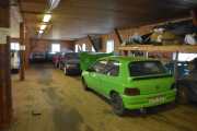 Her står Renault Clio 16V fra 1992 og venter på og få norske skilt på seg, kanskje til neste år