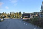 Harestua kro ble startet som en sommeråpen kiosk tidlig på 1960-tallet, da gikk hovedveien her