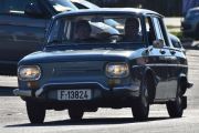 Her kommer bil nummer 11 med flatt panser, det er en Renault 10 Major fra 1969. Jeg ser at den franske hatten ligger i bakhyllen nå