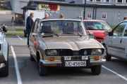 Det som er så søtt med en Renault 16 her er at den har rattgir, og en Renault 6 har paraplygir. Jeg har kjørt begge modellene ned til Danmark og må gi Renault 6 ti poeng og Renault 16, 9 poeng. Jeg kan ikke skjønne hvorfor dem begynte med gulvgir