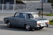 Fornemmelsen av luksus er der straks de setter dem inn i en Renault 10, skrev dem i gamledager