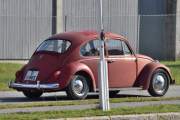 Denne har jeg sett før, det er en Volkswagen 1200 fra 1964. Jeg så den på vårtreffet i 2024 og da hadde den takgrind på seg