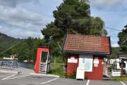 Alt startet med dette bilde, helt tilfeldig ble jeg gjort oppmerksom på at det er 100 slike telefonkiosker i Norge. Denne så jeg ved Solvika Kafé i Heivannsveien på Siljan 25 juli 2020
