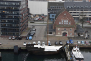 En gammel seilskute under restaurering tenker jeg
