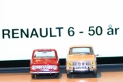 Vår første tur i regi Renault 6 - 50 års jubileum, enda en gang dreies bilene men vi oppdaget ikke før etterpå at panseret kunne åpnes på den ene