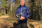Så stakkars Knut, hva skal han gjøre? - Det var jo presten som overtalte han. Jeg trodde han ikke før jeg leste avisen ….