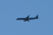 Morten 13 april 2019 - Stort fly over Høyenhall, det er KLM