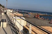KL har spist frokost i Nice, lunsj i Monaco og skal nå spise middag i Italia