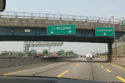AM er like utenfor Milano, så de er i Italia de også nå