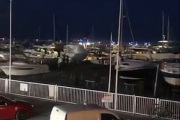 Kjersti og Lasse reiser ikke riktig enda, så de har tatt en tur over fjorden for å ta en bedre middag