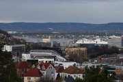 Det er fjordutsikt fra Svartdalsveien, og så ser vi litt av Oslo som hele tiden forandrer seg. Noe er nytt og noe er gammelt, men det er koselig at noen små gamle hus blir bevart