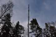 Uten disse antennene så blir det ingen tale i mobiltelefonen, den saken er i hvert fall grei. Men nå er vi ferdige med antenner, vi må finne andre ting også