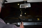 Gule lys på bilen i en tunnel som svinger neste 180 grader blir litt mørkt liksom
