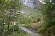 Over brua skal da vi - basta