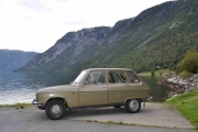 Ja hvor er vi på vei nå? Vi står på brygga mot Sognefjorden
