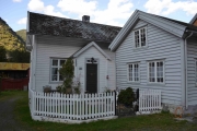 Små koselige hus med små koselige hager