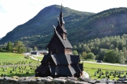 Mange turistbusser tar veien hit