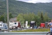 Og ikke minst, det skulle komme en hel haug med fly over dem og gjøre en oppvisning