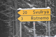 Vi skal ikke den veien heller men nå er det like før vi er ved grensen
