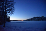 Klokken er halv åtte på søndagsmorgen, det er kaldt men finvær