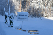 Nå kan vi se hva som står på skiltet også