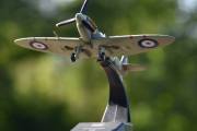 United Kingdom 1941 Supermarine Spitfire Mk V6 har han også