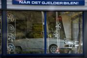 Neste bil er grei, den står i butikken til "Når det gjelder bilen". Det er en NSU Spider fra 1966, så dette er en veteran