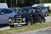 Vi fortetter videre oppover mot Flisa og oppdager en Volvo PV  fra 1965, så det betyr at vi nærmer oss