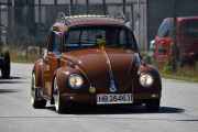 Her er det bare å følge på, neste er en Volkswagen 1500 fra 1969. Skulle gjerne ha visst hva den greia på panseret er