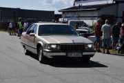 Var ikke en god ide, de kommer for tett. Her ser vi på en Cadillac Fleetwood/brougham fra 1995. Ikke helt veteran men snart er den det og det er verd å vente på det