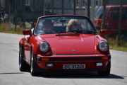 Neste kjenner jeg heller ikke igjen, det er en Porsche 911 Cabriolet fra 1982. Første Porsche på besøk i dag