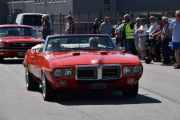 Her kommer det en til, jeg venter litt med å telle tror jeg. Dette er også en Pontiac Firebird men fra 1969