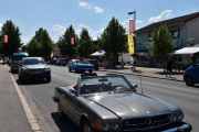 Ser dere den blå der? Den er ikke telt, det er en Ford Mustang Convertible fra 1970