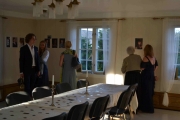 Da rusler vi bare rundt og noen har tatt turen til hovedhuset hvor vi har hengt opp bilder
