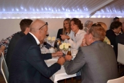 Nå har jeg kontroll igjen, skal aldri gå ut og tisse igjen. Legg merke til lyssettingen langs med taket som er satt på nå