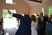 Og selvfølgelig danse og synge når vi går ut igjen