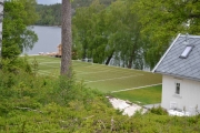 Ja hvorfor ikke en tennisbane i hagen