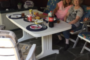 Kosestund på terrassen på hytta