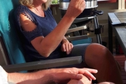 Nå sitter vi bare og koser oss etter maten