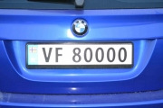 Nei nå gir vi oss, la oss koble av med et kult reg. nummer på en kul BMV