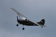 LN-WNO rullet ut fra Cessna Aircraft Company, Pawnee i USA, den 7 august 1957, så ble den prøvefløyet og deretter pakket i kasse for levering til forsvaret i Frankrike...