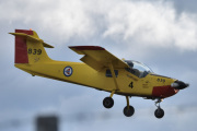 Her kommer siste mann som er en Saab MFI-15 Safari 200A nummer 15-839 med tallet 4 på siden og med navnet "HOTDOG" på siden