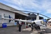 Robinson R22 er verdens mest brukte skolehelikopter, og på hjemmesiden kan du lese om hvordan du bestiller en introduksjonstur og hva den timen inneholder