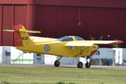 Her kommer det et Saab Safari Treningsfly fra Luftforsvaret, det er en Saab MFI-15 Safari 200A med nummer 838