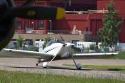 Og her kommer LN-ABA som er en Van´s RV-6 fra 2004 inn, det var en flott oppvisning vi så
