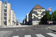 Lillestrøm Sportsklubb (LSK) har også en historie her, de tar vare på veggen ihvertfall