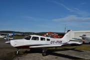 Kjeller flyplass OY-PHM
