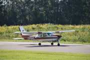 Men nå skal Cessna starte, så vi må følge med