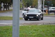 Kevin: Men her treffer han nesten på en veteran, det er ikke lett og fastslå alderen på disse bilene. Det er en Ford Mustang GT Bullitt fra 2008 som er en klassiker, alle husker vel filmen Bullitt med den mest ikoniske biljaktscenen som noen gang er filmet med Steve McQueen