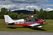 Dette er slepeflyet, LN-DFK som er et Robin REMO 180